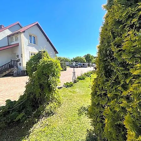 Han/Misafirhane Regina - Spokojna Okolica - 100 Metrow Od Lasu - Blisko Szpitala Kościerzyna