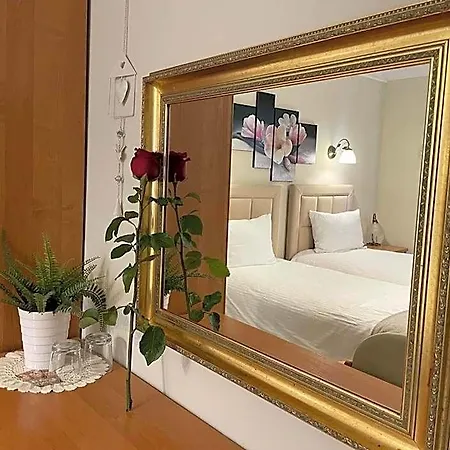 Regina - Spokojna Okolica - 100 Metrow Od Lasu - Blisko Szpitala Han/Misafirhane Kościerzyna
