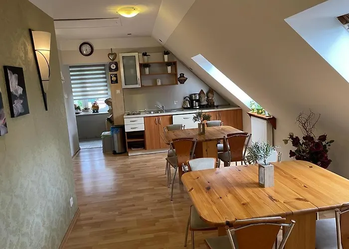 Regina - Spokojna Okolica - 100 Metrów Od Lasu - Blisko Szpitala Kościerzyna