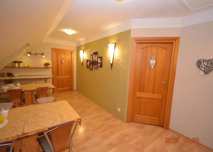 Regina - Spokojna Okolica - 100 Metrow Od Lasu - Blisko Szpitala Kościerzyna